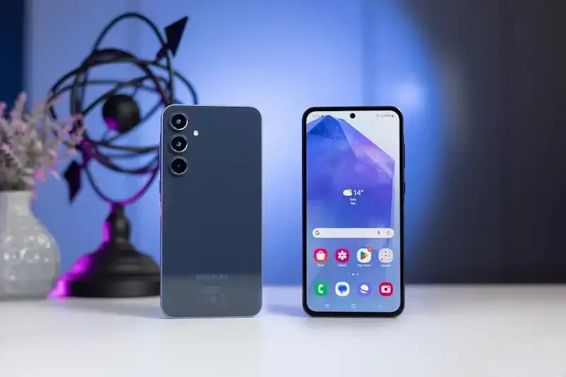 Samsung ma podnieść ceny telefonów Galaxy A w 2026 r., wynika z przecieku galaxy a55 design